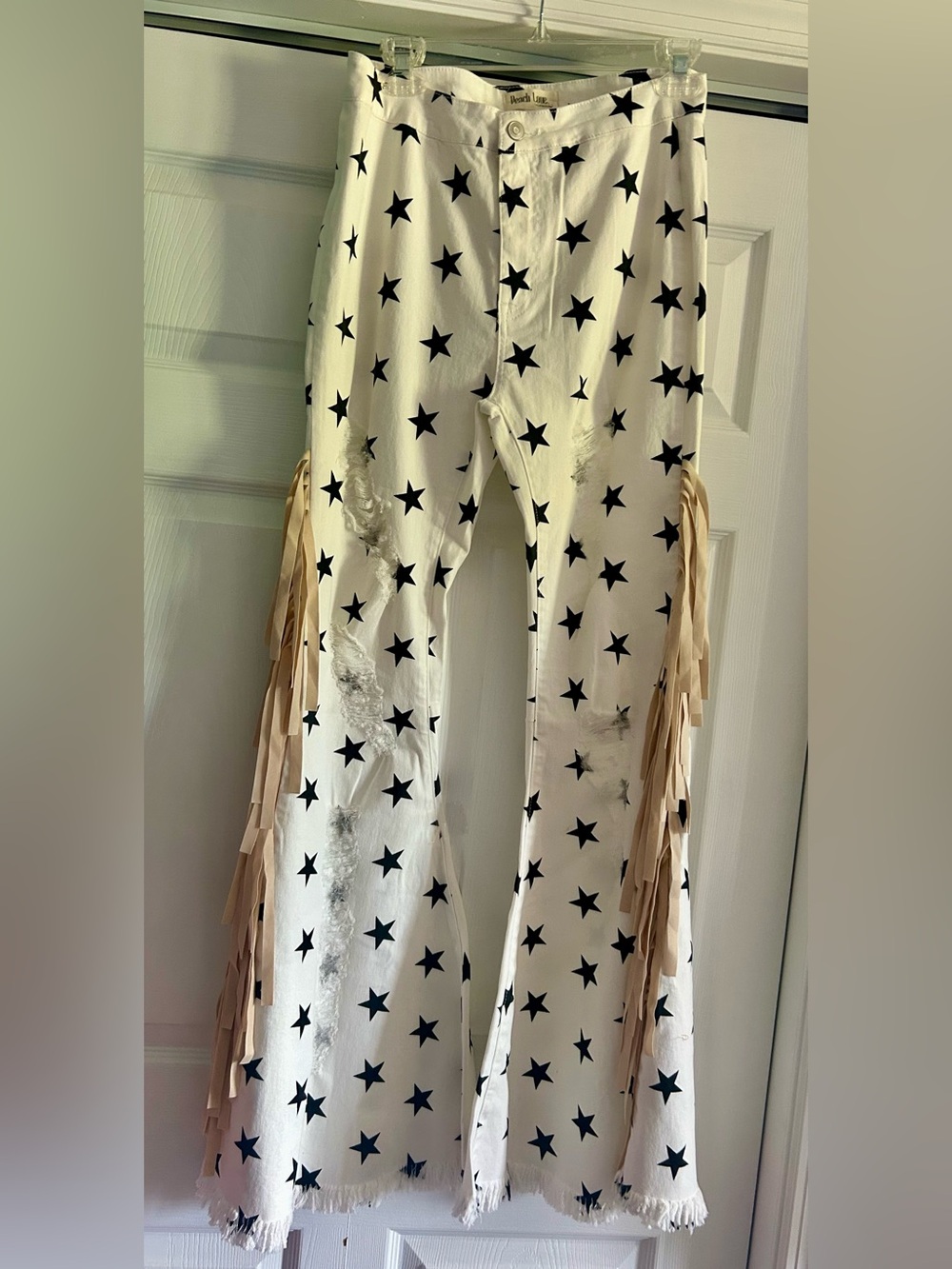 Peach Love California Cream Star-Print Fringe Distressed Wide Leg Jeans